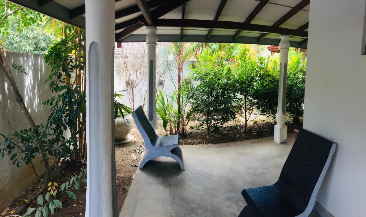 Villa Ceylon Home Унаватуна Экстерьер фото